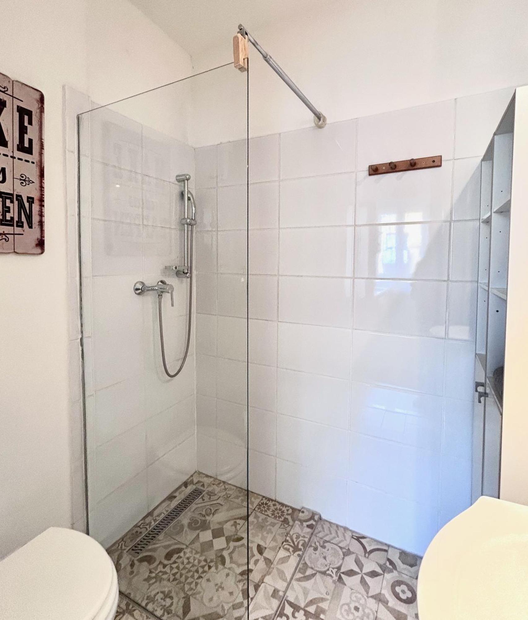 Standard Apartment by Hi5 - Károly 23 * Budapeste